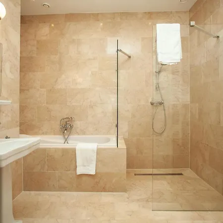 Stayci Serviced Apartments Royal Nassau *