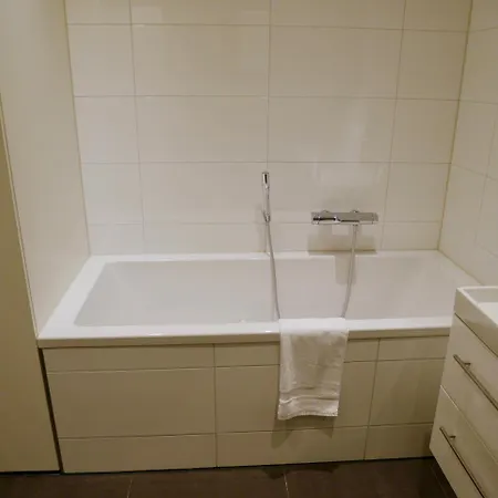 Stayci Serviced Apartments Royal Nassau
