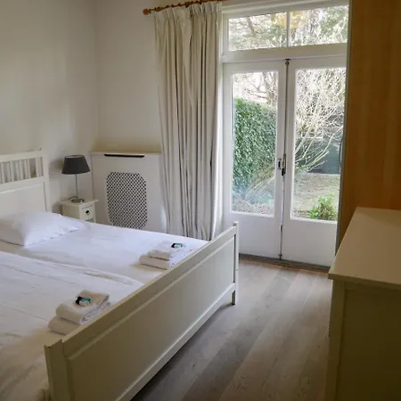 Stayci Serviced Apartments Royal Nassau Apartment